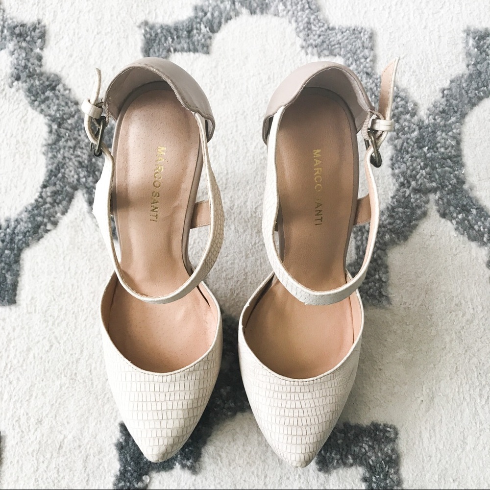 Pumps - Picture 2 of 3